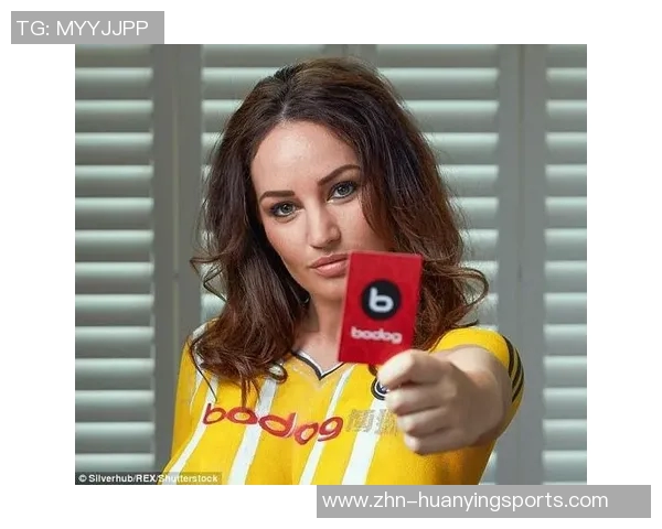 足球宝贝的彩绘艺术之旅展现青春活力与创意魅力 足球宝贝的彩绘艺术之旅展现青春活力与创意魅力